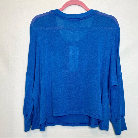 WILDFOX blue โTravel Listโ shirt ๐ - Picture 2 of 10